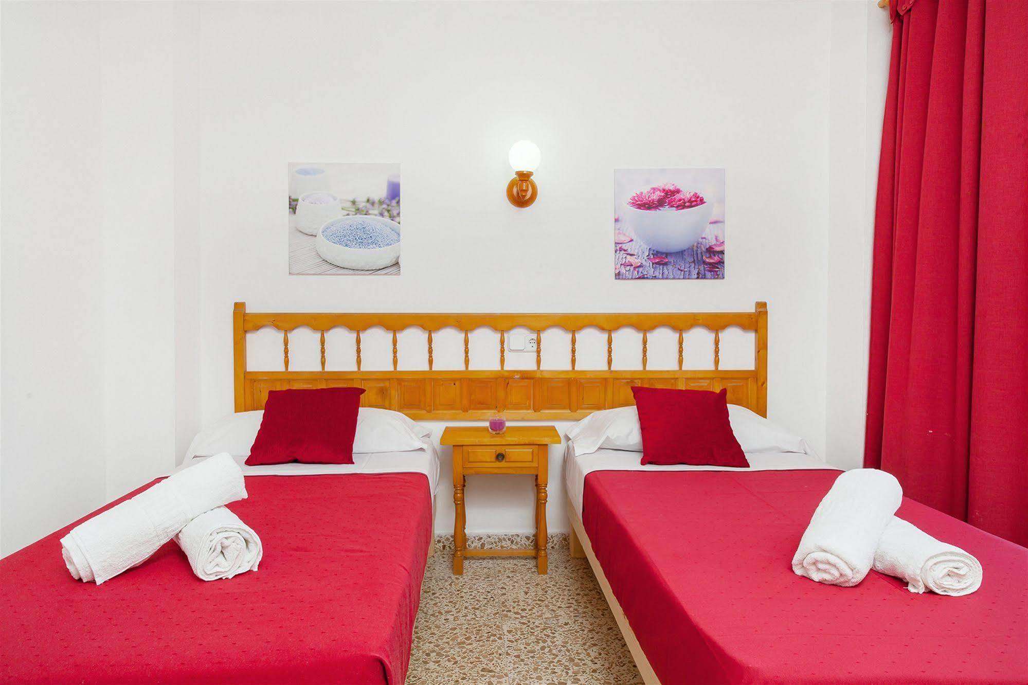 Apartamentos Puet Sant Antoni de Portmany Exterior foto